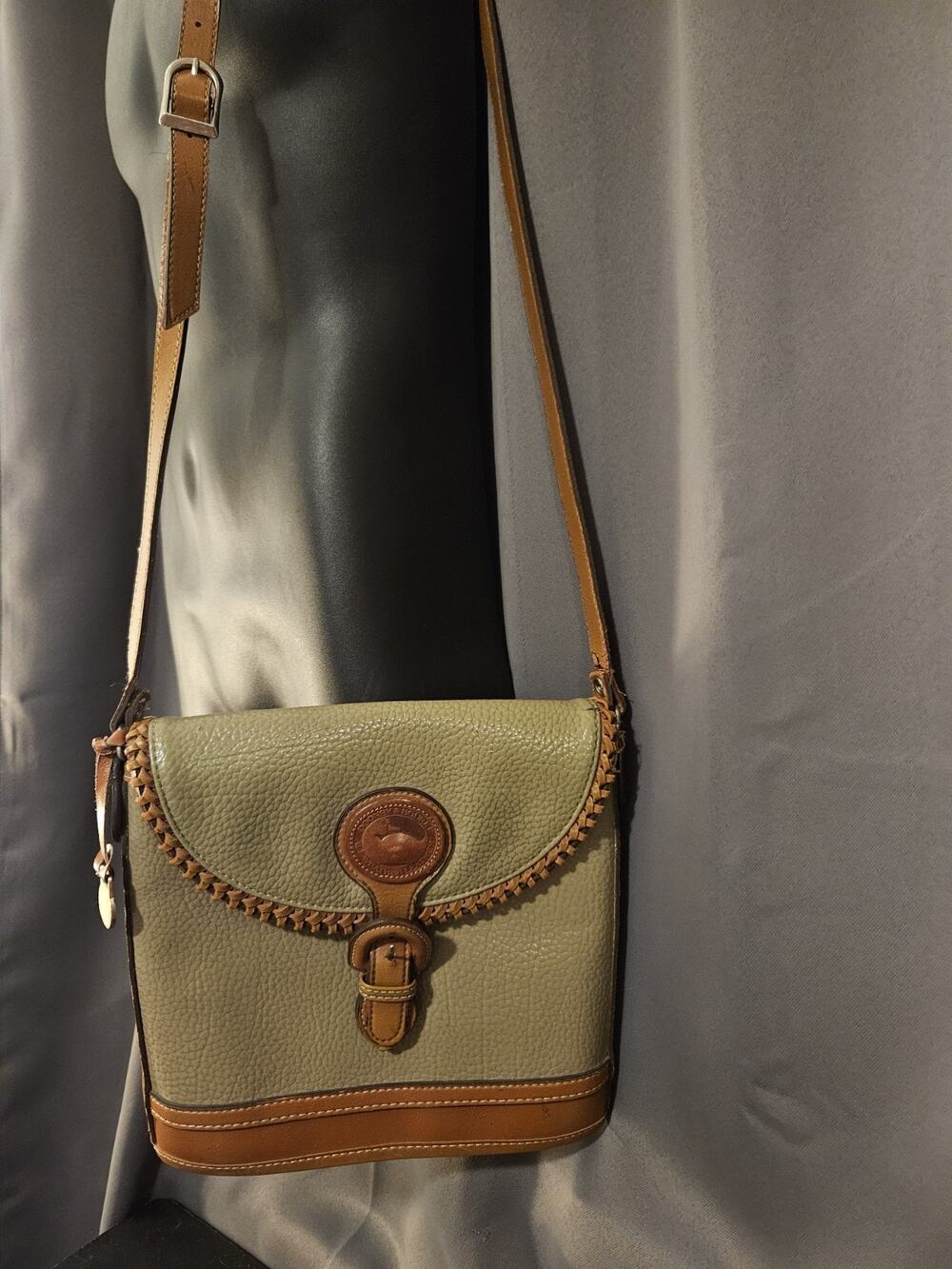 VTG Dooney & Bourke All Weather Leather Braid Flap Saddle Bag Olive Green AS IS